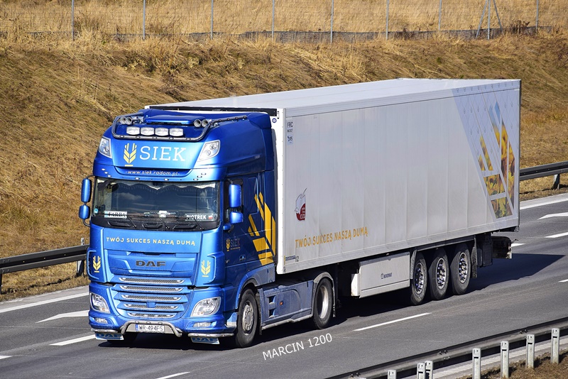 _DSC1560 SIEK-crop-DAF XF 106 II.JPG