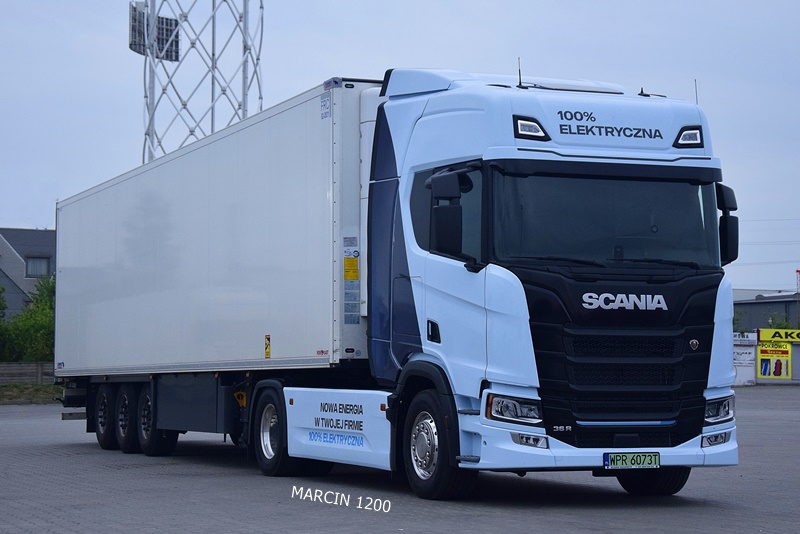 _DSC6846 SCANIA 100% ELECTRIC R36-crop.JPG