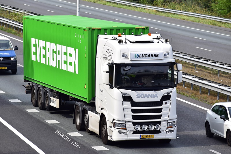 _DSC8551 LUCASSE-crop-SCANIA S500.JPG