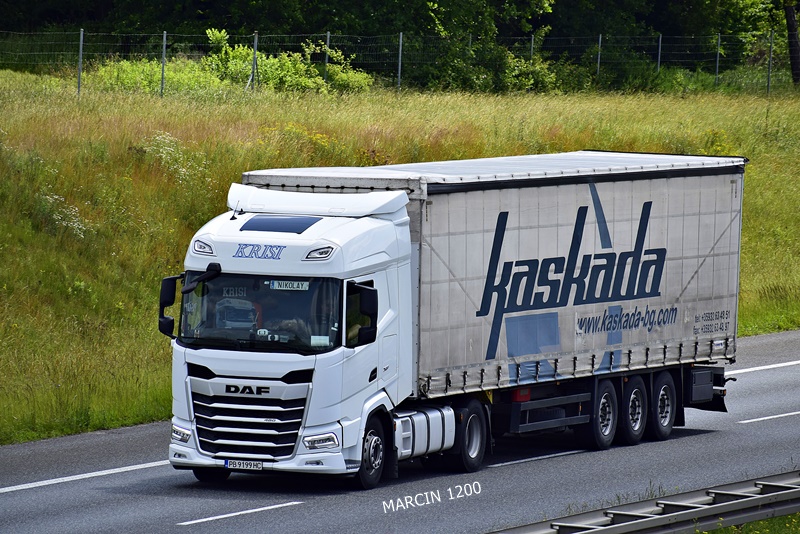 _DSC6615 KRISI-crop-DAF XG-KASKADA.JPG