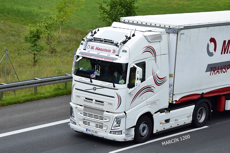 _DSC1765 M.HANSTEIN-crop-VOLVO FHIV.JPG