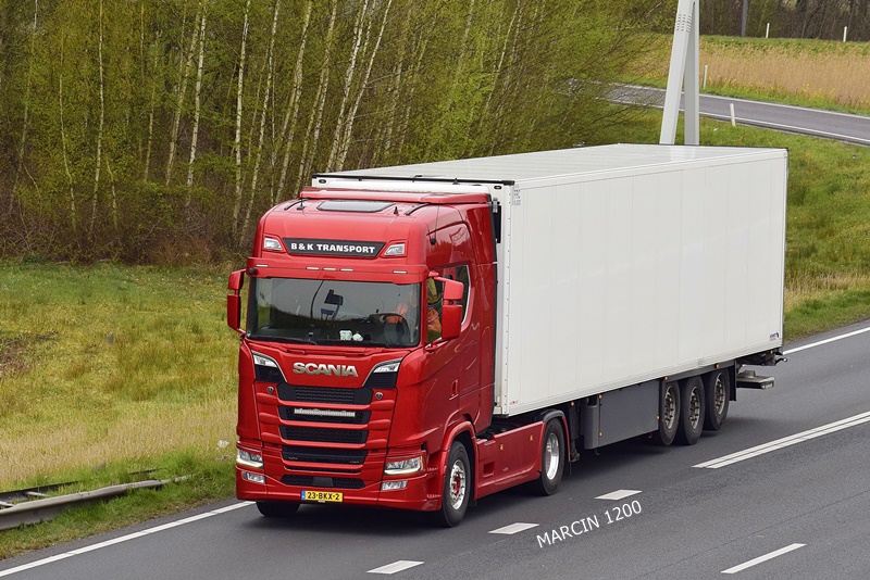 _DSC4263 B&KTRANSPORT-crop-SCANIA S---.JPG