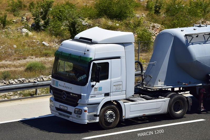 _DSC2373-crop-Dajaković -ACTROS MP2.JPG