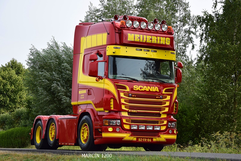 _DSC1260-crop-Meijering-SCANIA RII 620 V8.JPG