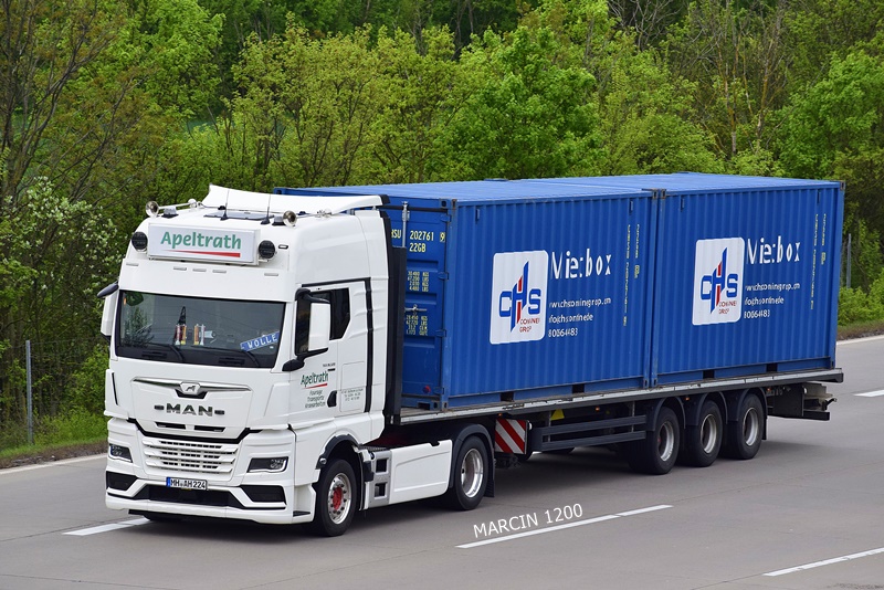 _DSC5537 APELTRATH-crop-MAN TGX II.JPG