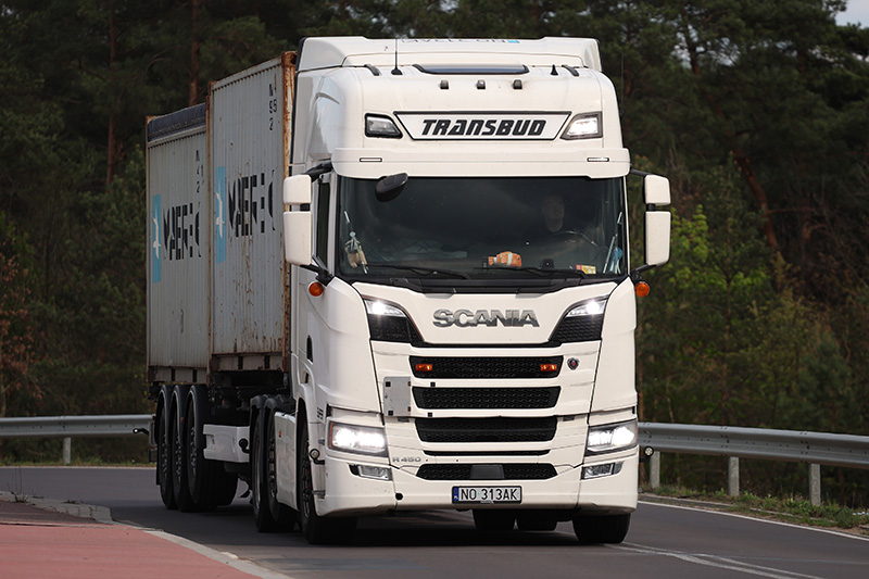 IMG_3856 Scania R Transbud.jpg