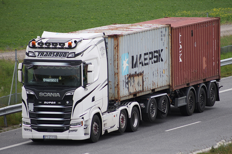 IMG_5102 Scania S Transbud.jpg