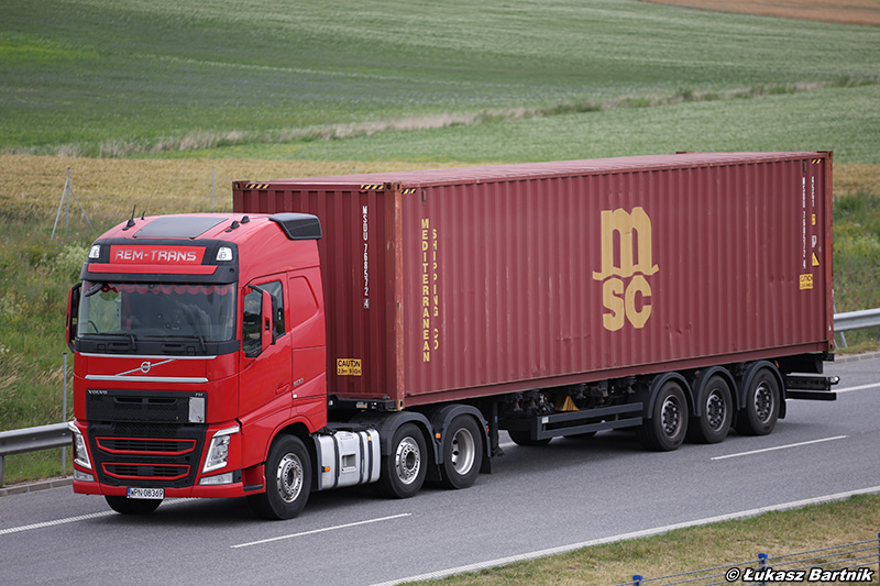 IMG_5779 Volvo FH Rem Trans.jpg