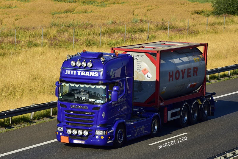 _DSC0573-crop-Jiti Trans-SCANIA R STREAMLINE.JPG