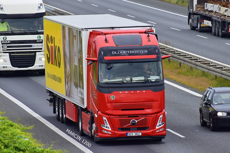 _DSC7096 KAFKA-crop-VOLVO FH AERO.JPG