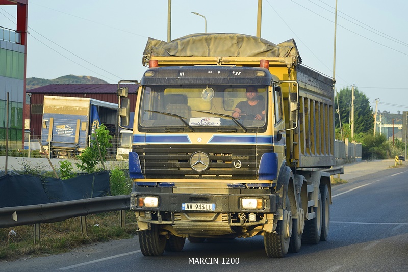 _DSC5283-crop-MB SK.JPG