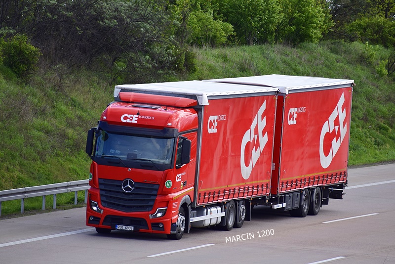 _DSC2598 CEE LOGISTICS-crop-ActrosL.JPG