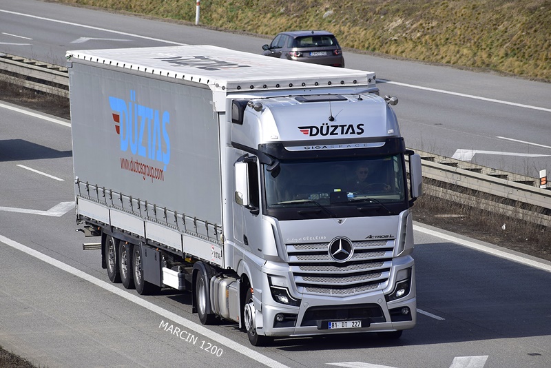 _DSC2556 DUZTAS-crop-ActrosL.JPG