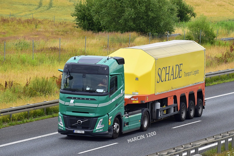 _DSC7092 LANNUTTI-crop-VOLVO FH AERO.JPG