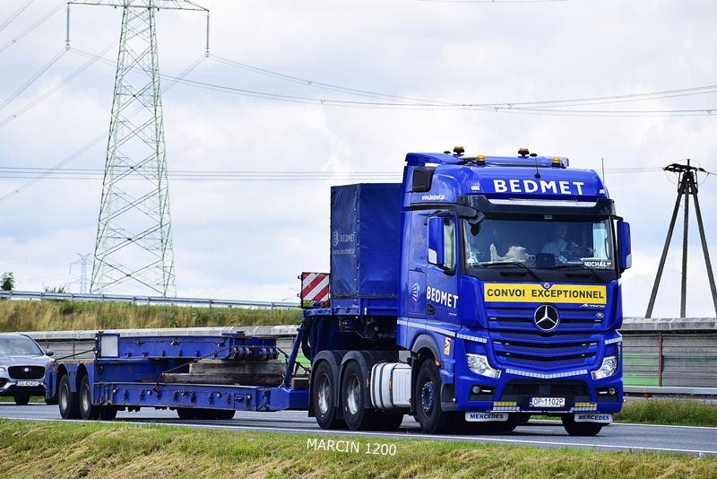 _DSC7569 BEDMET-crop-ACTROS MP IV.JPG