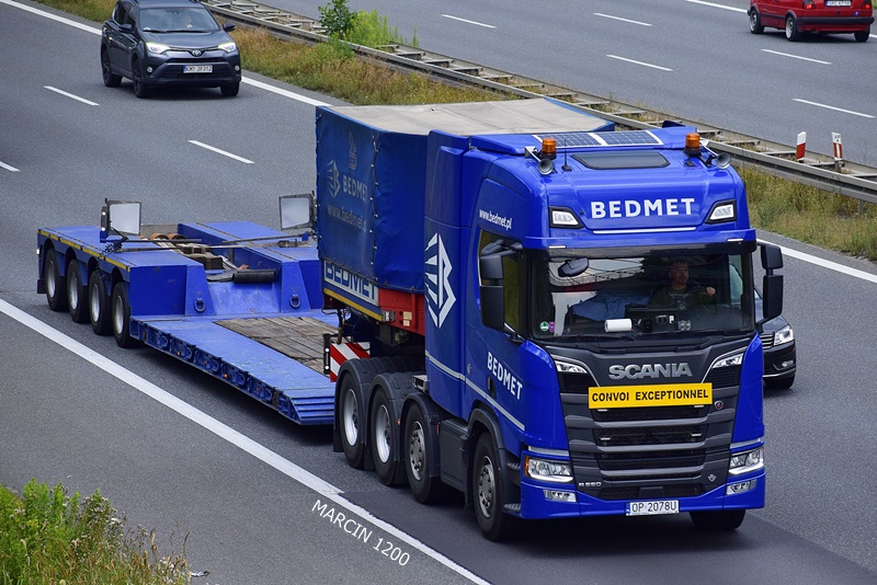 _DSC7334 BEDMET-crop-SCANIA R660 V8 NG.JPG