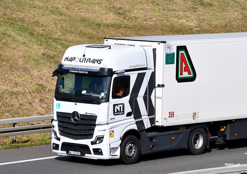 Napolitrans.jpg