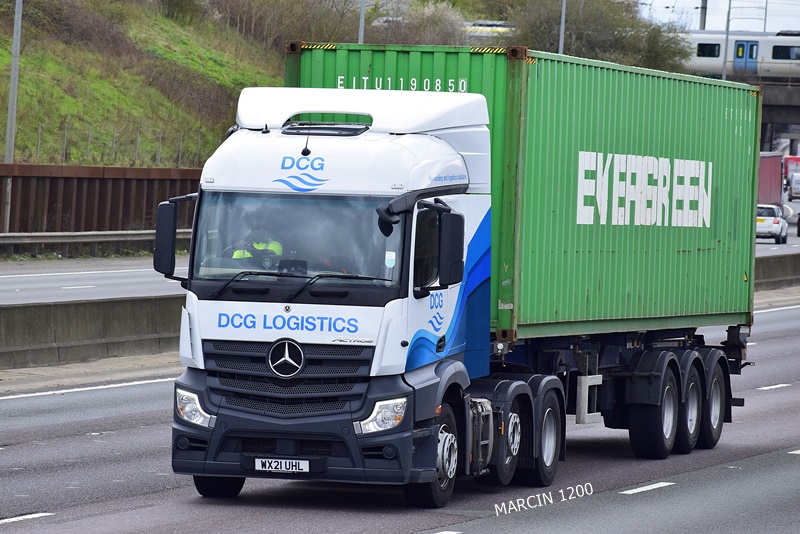_DSC0667-crop-DCG Logistics-ACTROS MP5.JPG