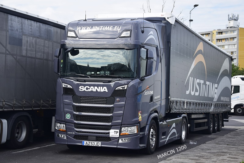 _DSC7200 JUST IN TIME-crop-SCANIA S460.JPG