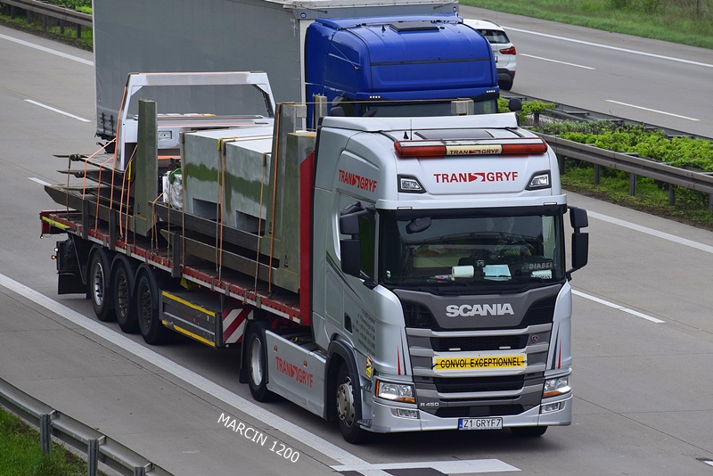 _DSC4035 TRANSGRYF-crop-SCANIA R450 NG.JPG