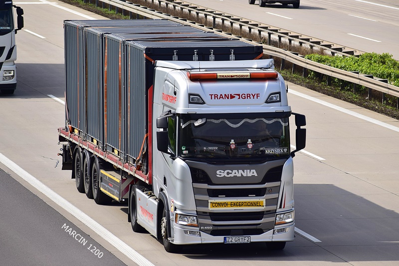 _DSC4986 TRANSGRYF-crop-SCANIA R450 NG.JPG