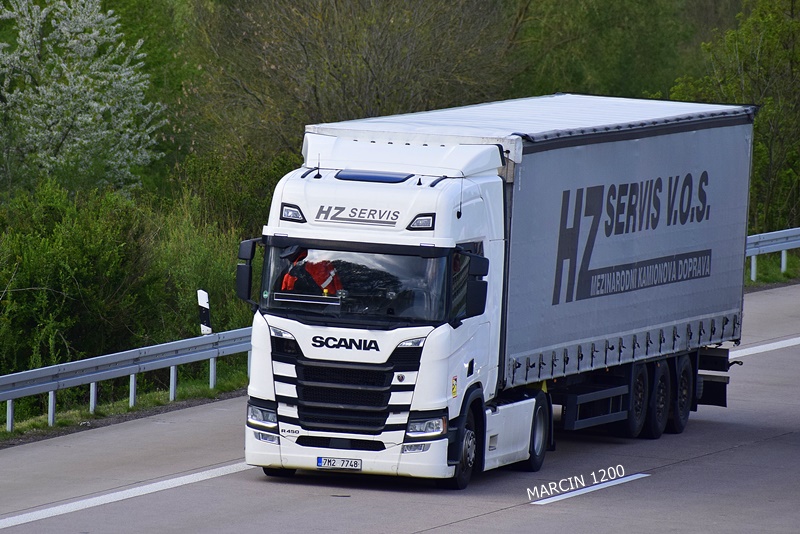 _DSC2522 HZ SERVIS-crop-SCANIA R450 NG.JPG