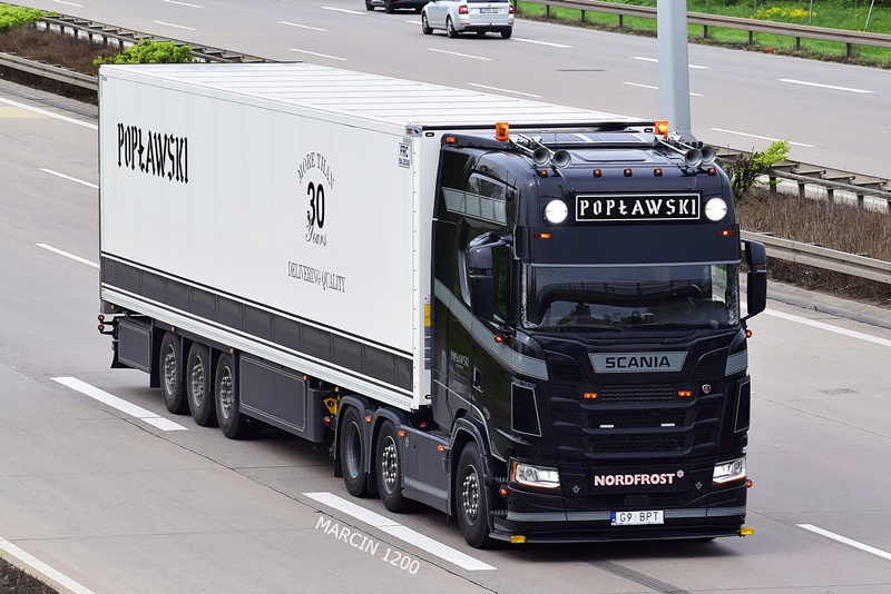 _DSC5656 POPŁAWSKI-crop-SCANIA S.JPG