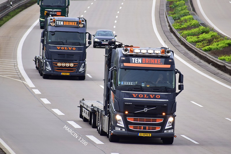 _DSC5668 TEN BRINKE.-crop-VOLVO FH V - VOLVO FH IV.JPG