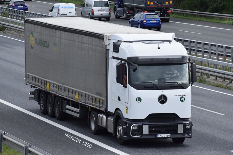 _DSC7860 TRANSIMEKSA-crop-ActrosL ProCabin.JPG