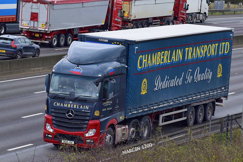 _DSC0473-crop-CHAMBERLAIN-ACTROS MPIV.JPG