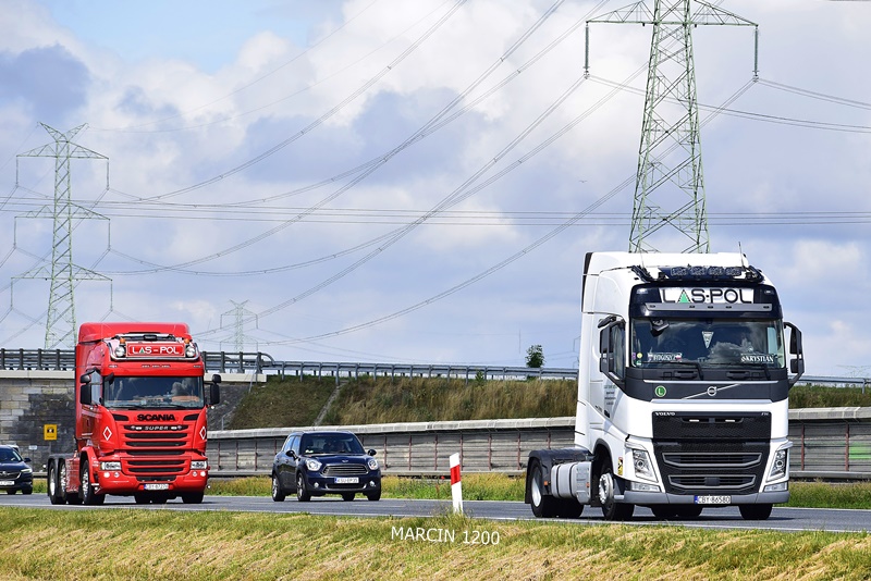 _DSC7520 LAS-POL-crop-VOLVO FHIV.JPG