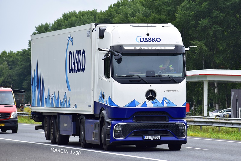 _DSC0625-crop-DASKO-ActrosL ProCabin.JPG