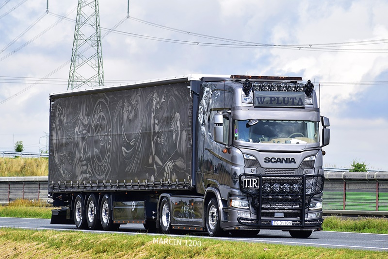 _DSC7471 W.PLUTA-crop-SCANIA S.JPG