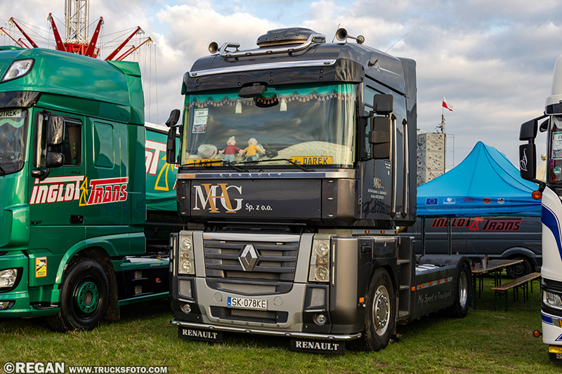 Renault Magnum - MHG Katowice.jpg