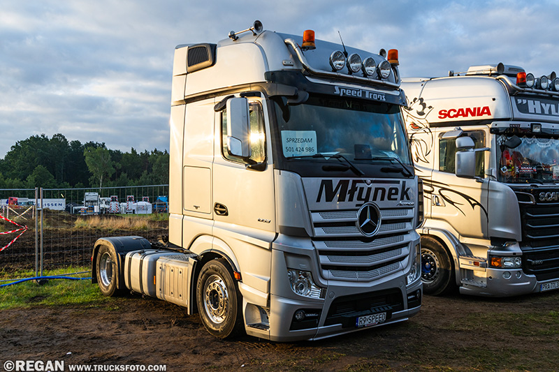 Mercedes-Benz Actros Speed-Trans Młynek.jpg