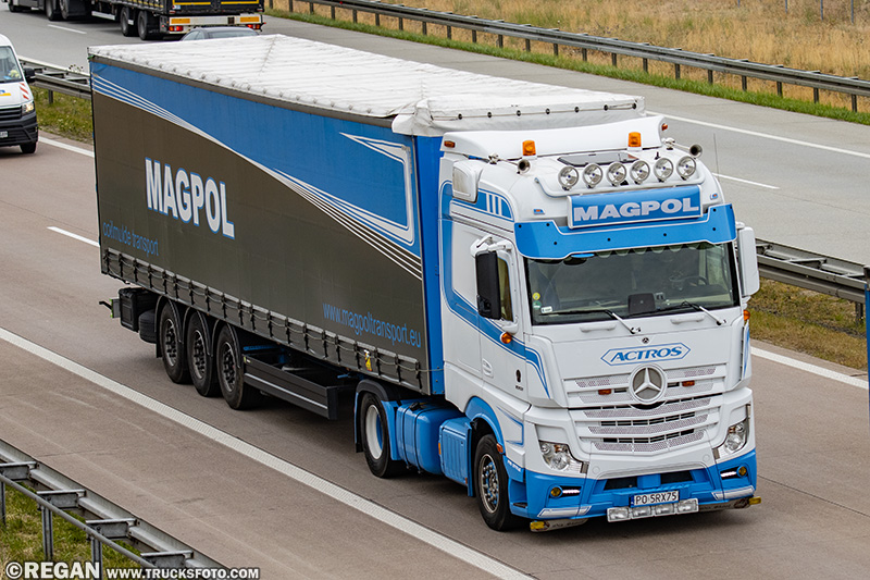Mercedes-Benz Actros Magpol.jpg