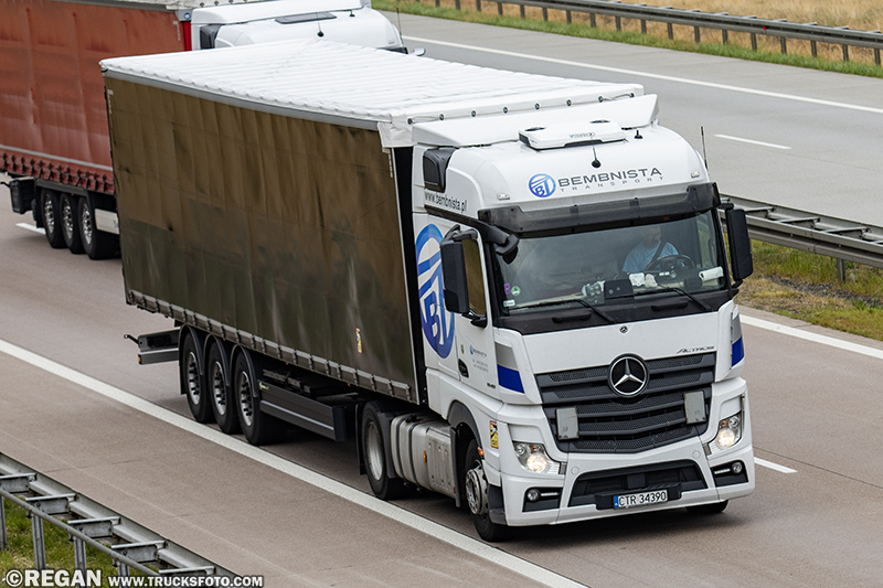 Mercedes-Benz Actros MP4 - Bembnista Transport.jpg