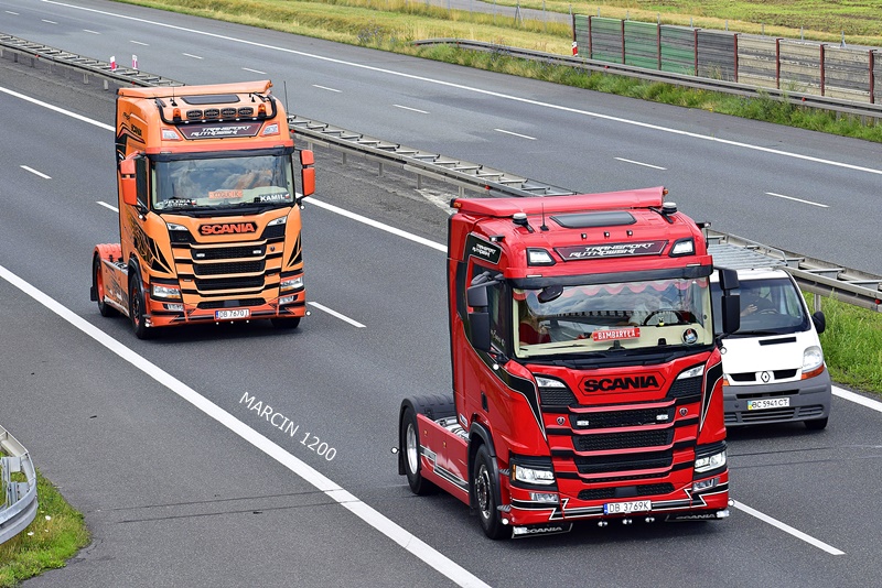 _DSC7445 TRANSPORT RUTKOWSKI-crop-SCANIA R NG.JPG