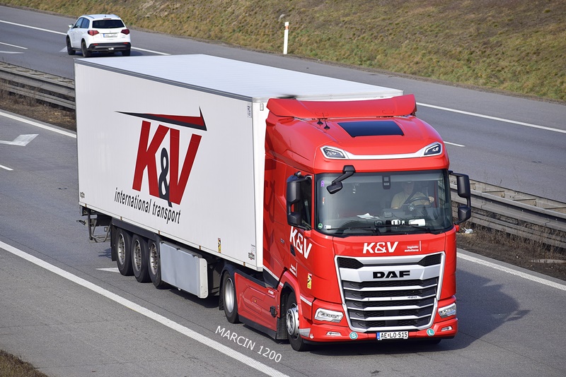 _DSC2101 K&V-crop-DAF XG.JPG