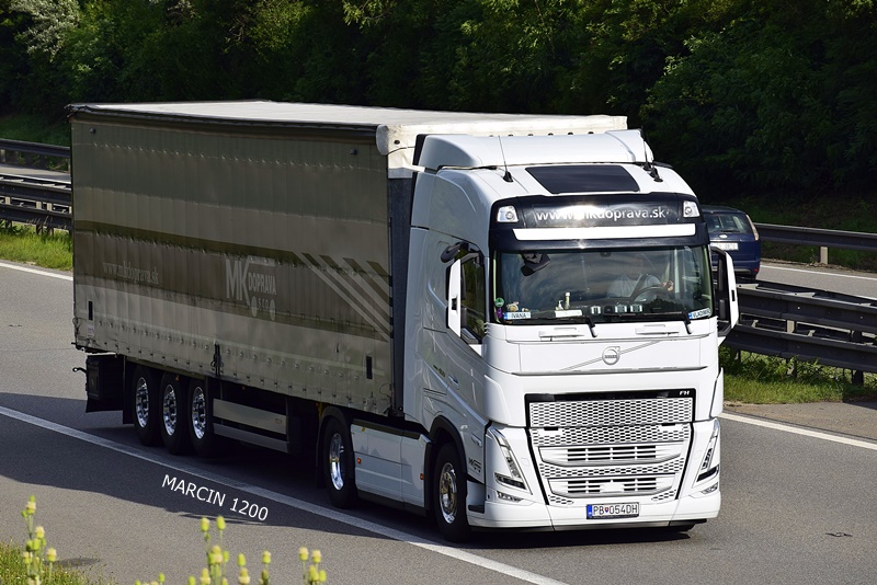 _DSC7248 MK DOPRAVA-crop-VOLVO FHV.JPG
