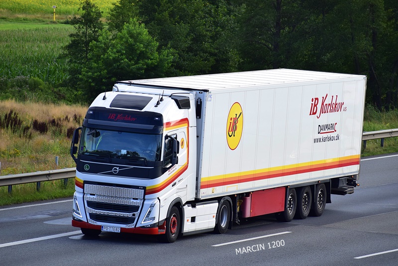 _DSC8122 IB KARLSKOV-crop-VOLVO FHV.JPG