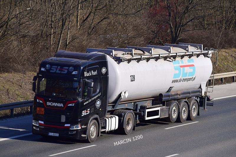 _DSC1626 SLS-crop-SCANIA R450 NG.JPG