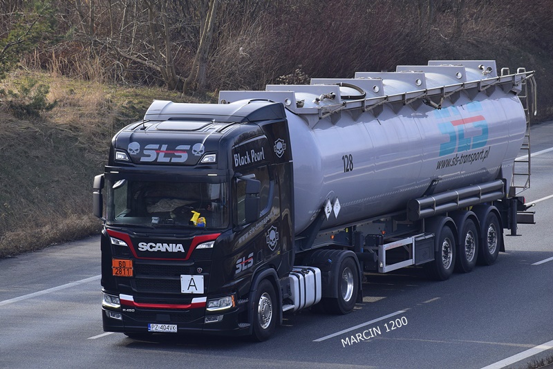 _DSC1760 SLS-crop-SCANIA R450 NG.JPG