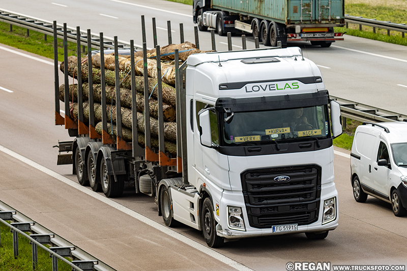 Ford F-Max - LoveLas Very Kurwa Nice.jpg