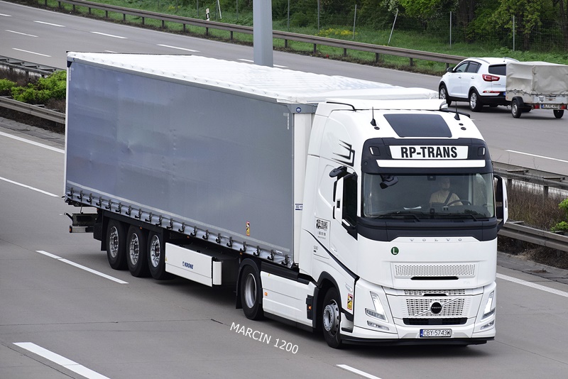 _DSC5358 RP-TRANS-crop-VOLVO FH AERO-KRONE.JPG