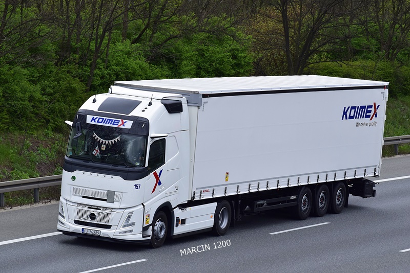 _DSC3751 KOIMEX-crop-VOLVO FH AERO.JPG