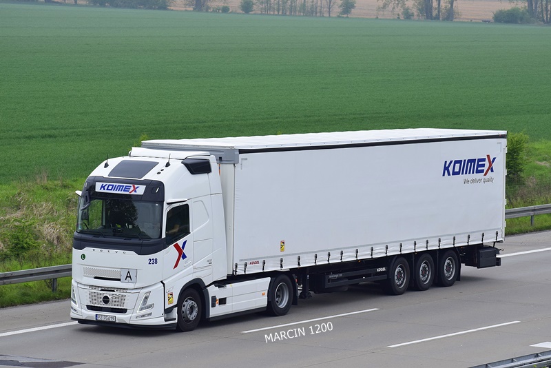 _DSC4079 KOIMEX-crop-VOLVO FH AERO.JPG