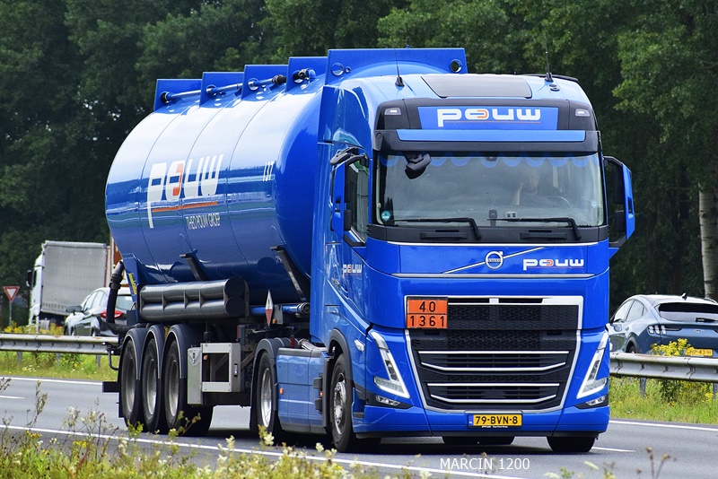 _DSC0851 POUW-crop-VOLVO FHV.JPG