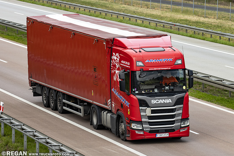 Scania R450 Adamczyk.jpg