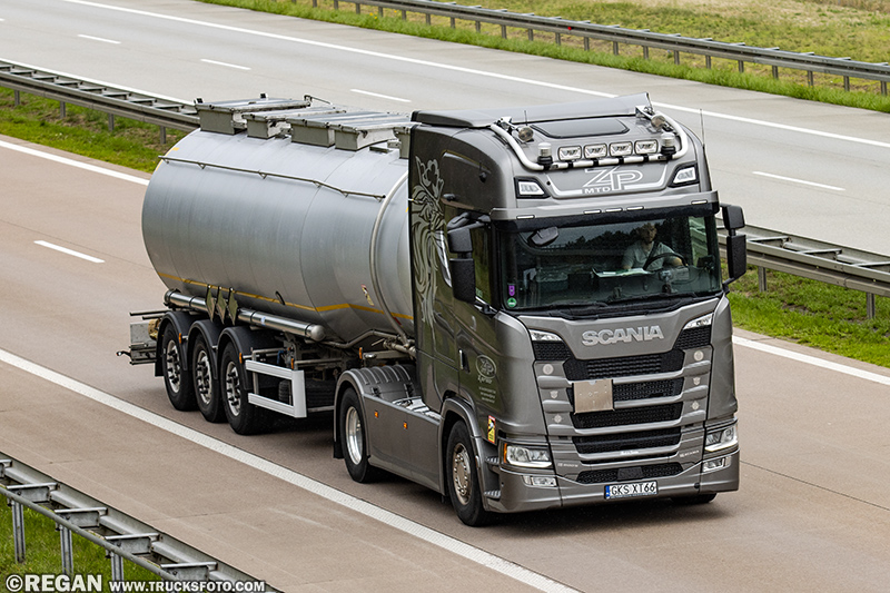 Scania 500S - MTD ZP Korne.jpg